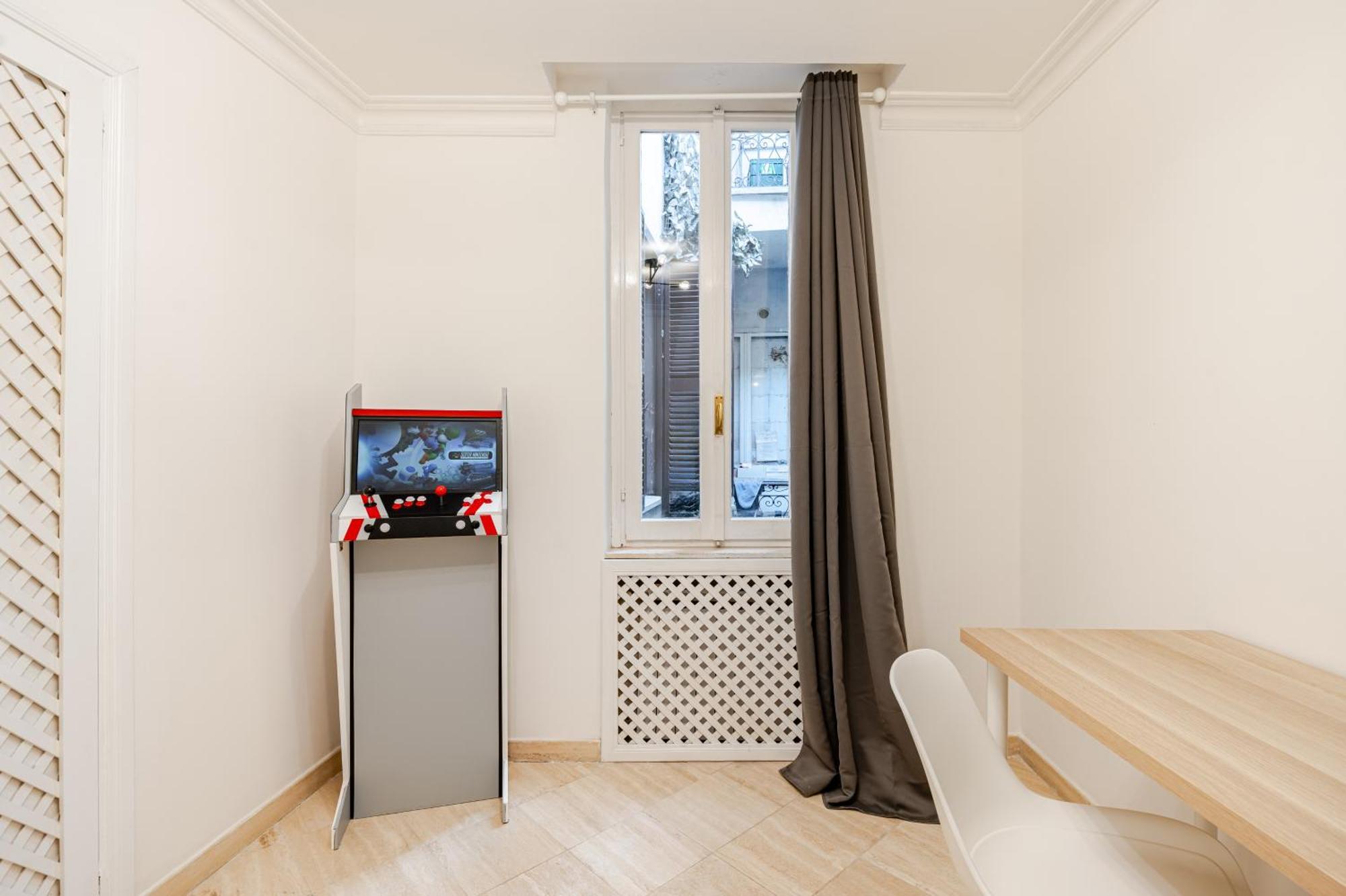 Apartamento Casa Storica 4bdr Con Terrazza A Campo De Fiori