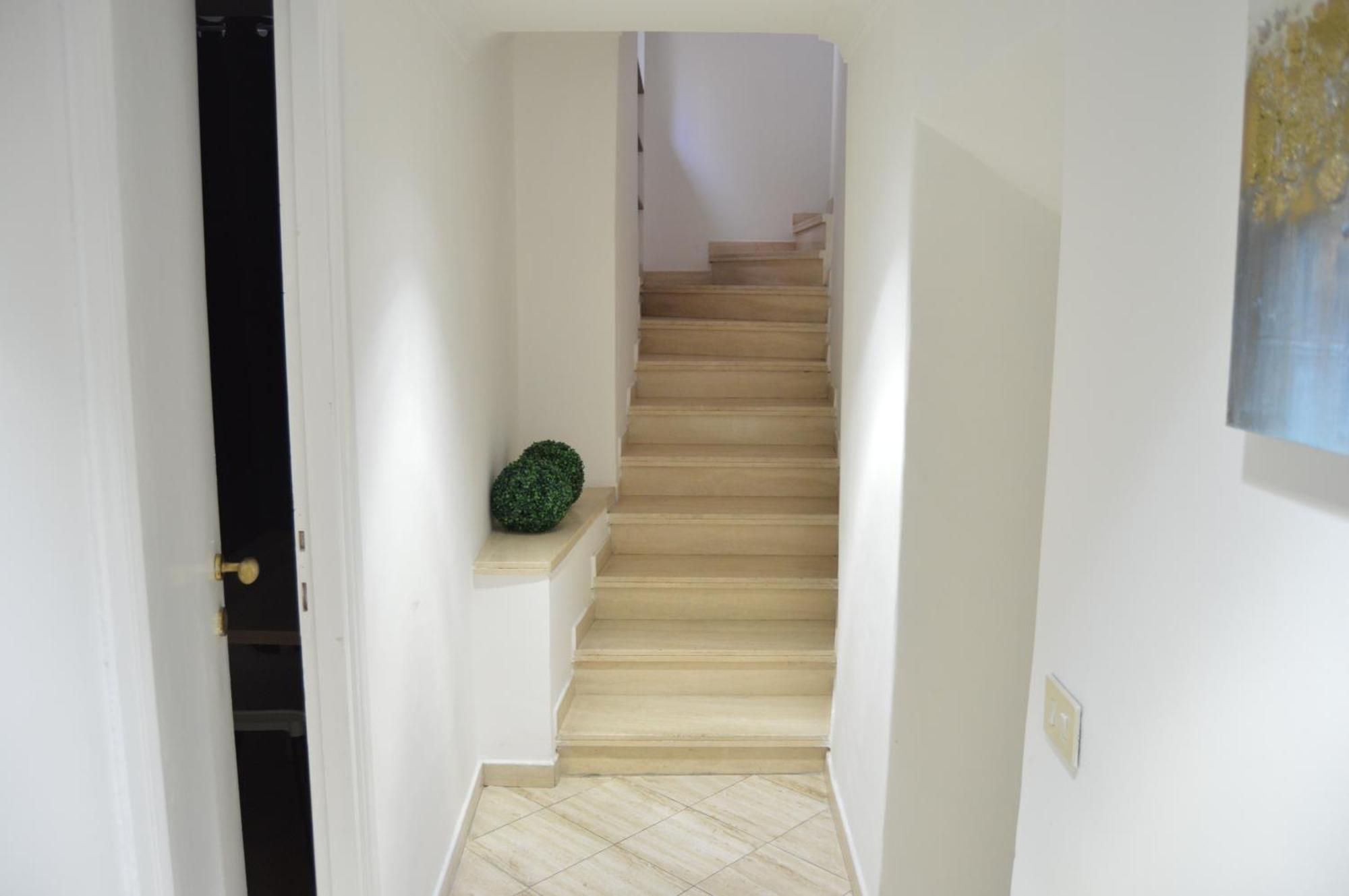 Casa Storica 4bdr Con Terrazza A Campo De Fiori Apartamento *