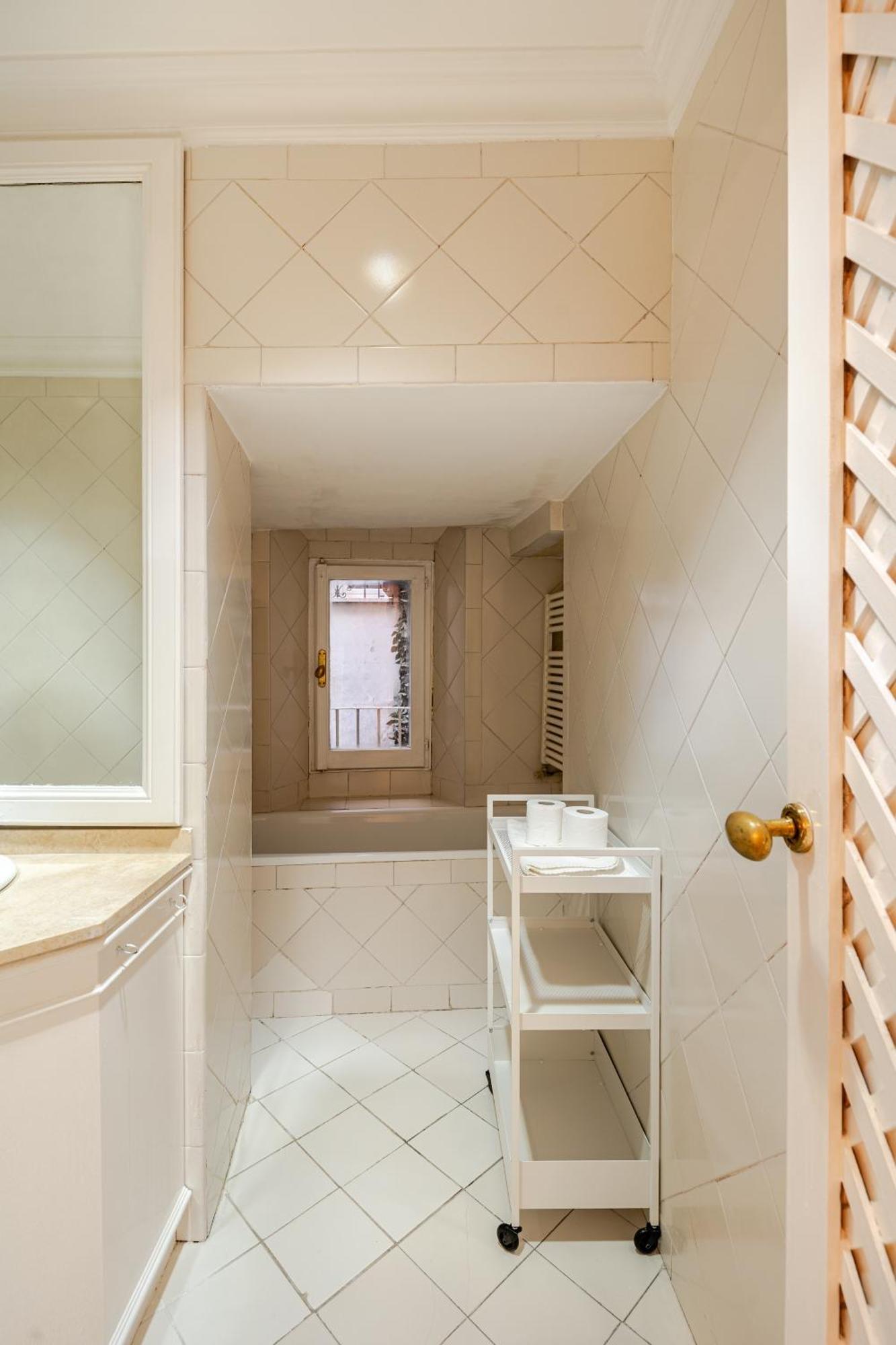 Apartamento Casa Storica 4bdr Con Terrazza A Campo De Fiori *